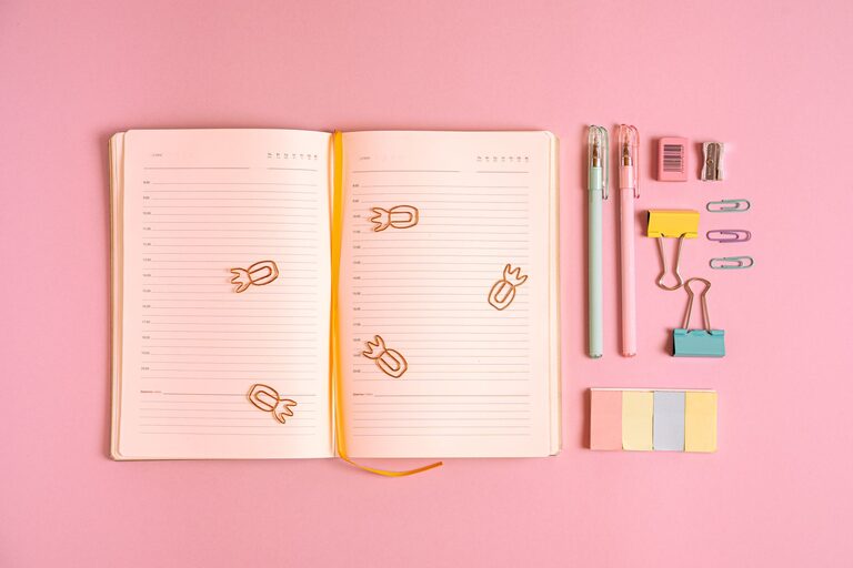 Beginner Guide to Journaling Every Day